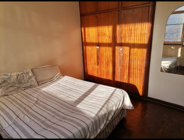 2 BEDROOM FLAT FOR SALE IN SOUTH BEACH
